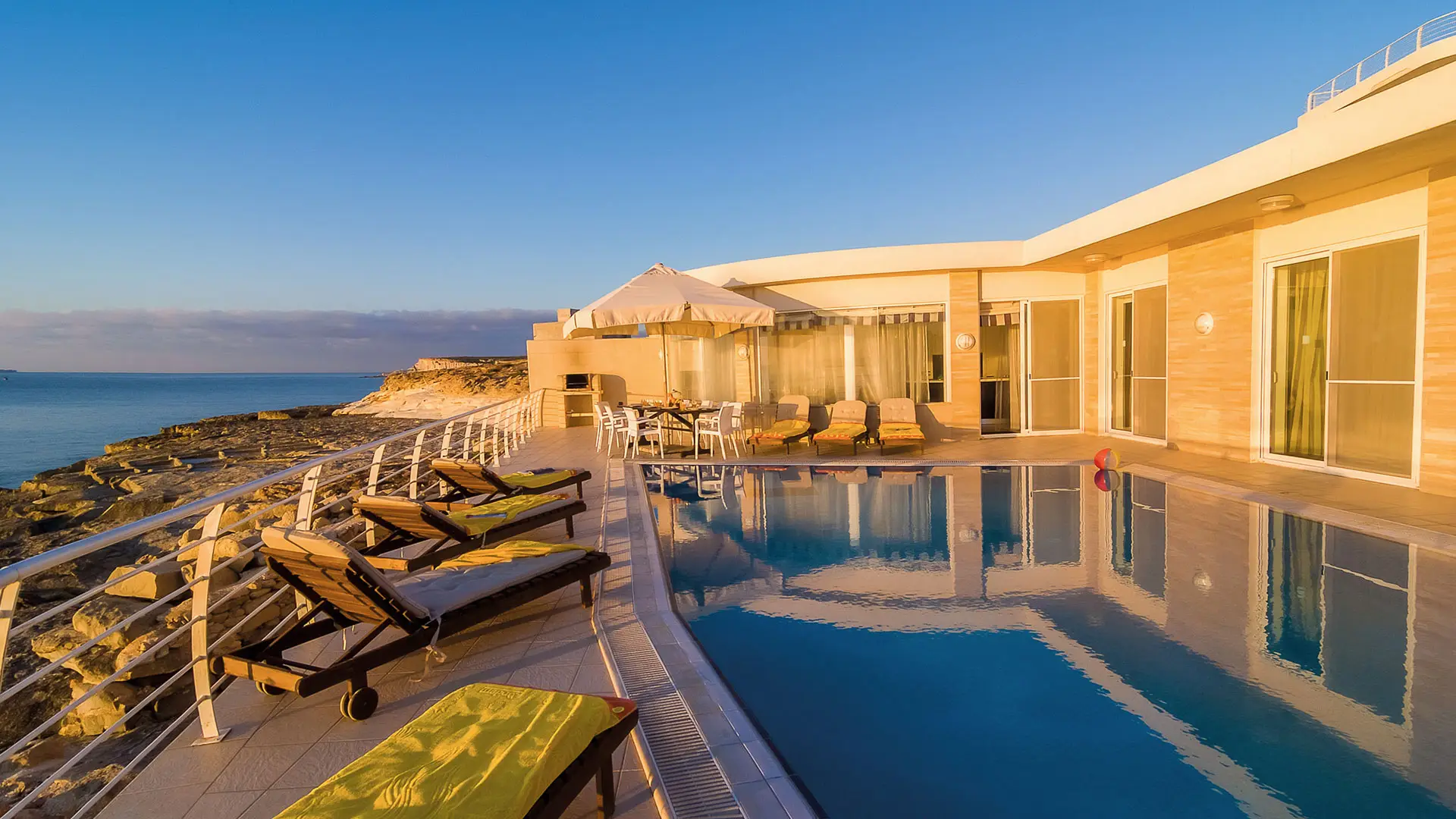 Villa Watersedge — Malta